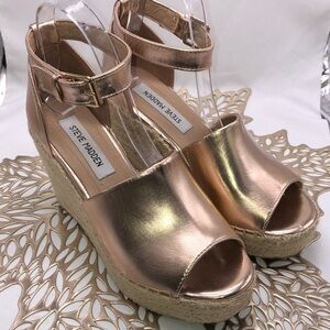 Steve Madden Rose Gold Ankle Strap Jaylen Wedge Sandals Size 7.5